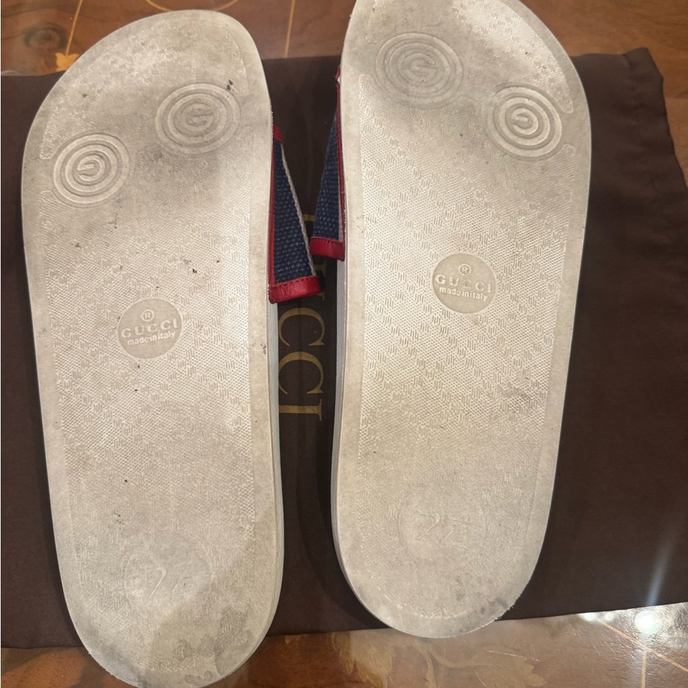 Gucci mens or women’s Red and White Striped Slides sandals Sz 10.5 - Picture 13 of 16